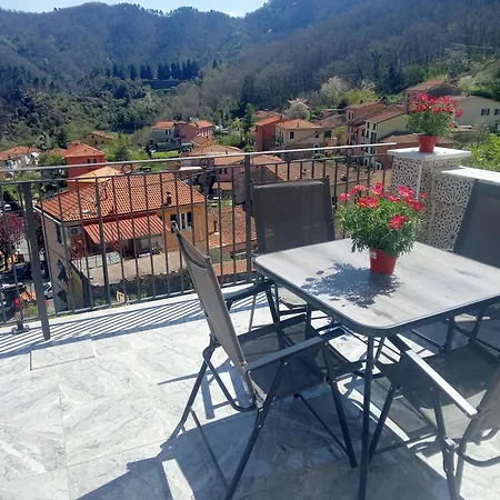 Zahira Guest house